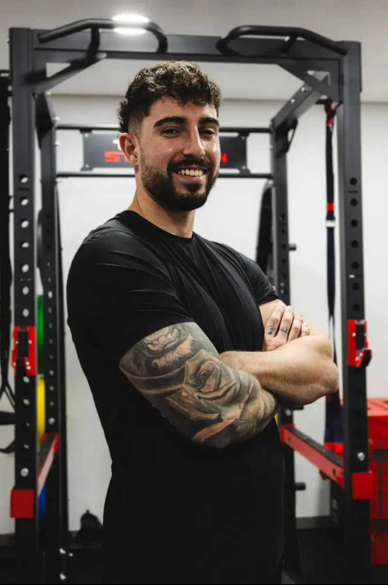Yeray Pascual Diez en la sala de entrenamiento